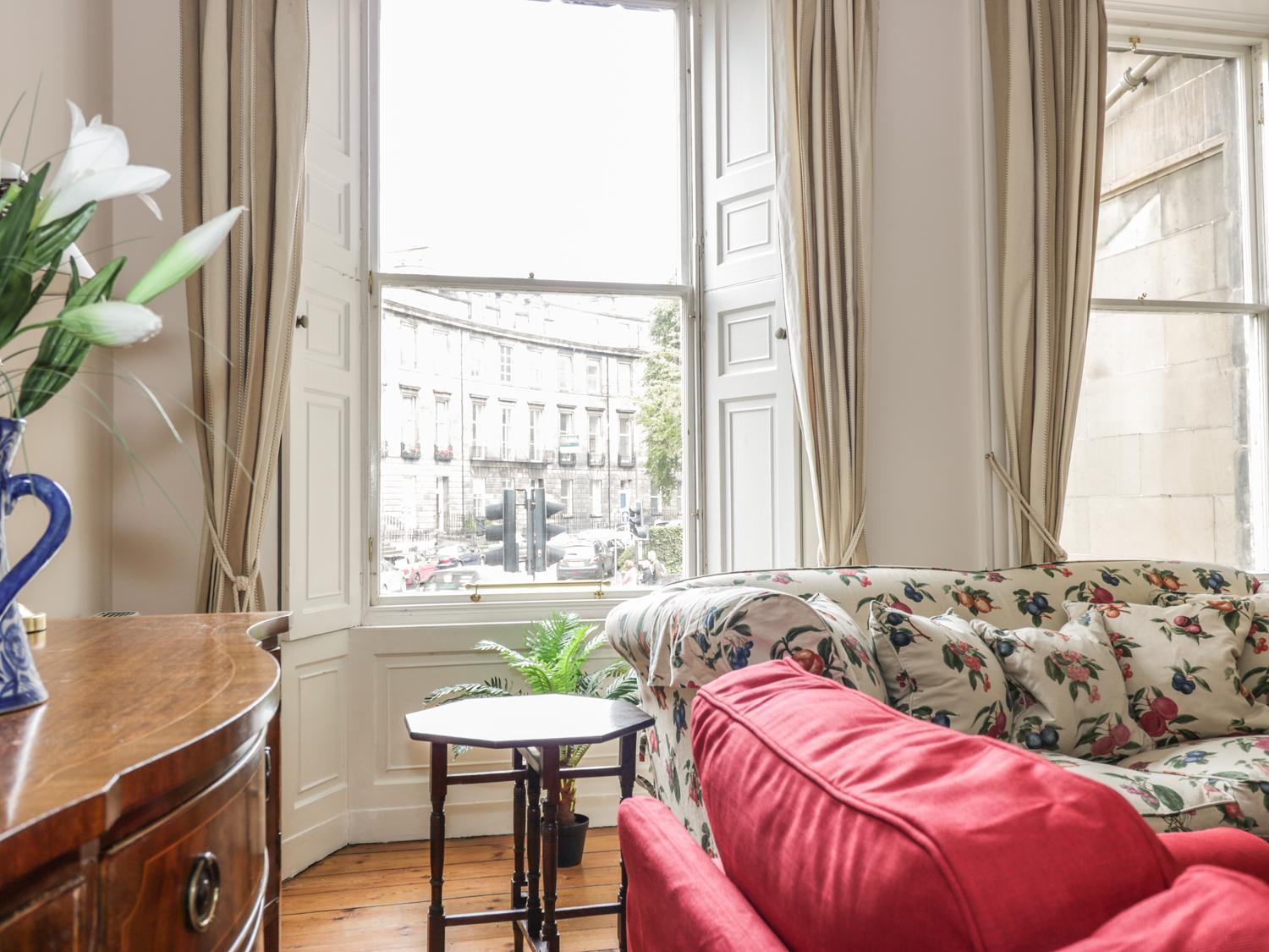 3 Lynedoch Place Apartment เอดินบะระ ภายนอก รูปภาพ