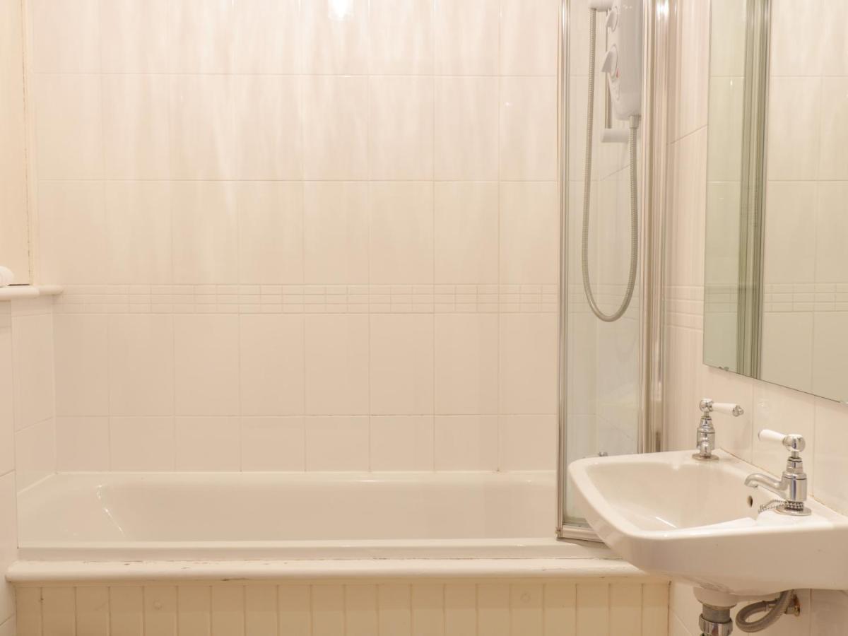 3 Lynedoch Place Apartment เอดินบะระ ภายนอก รูปภาพ